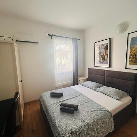 Apartment In The Center Of Pula Buitenkant foto