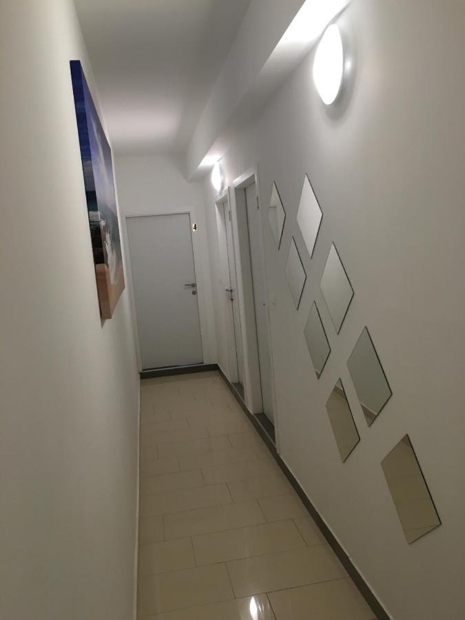 Apartment In The Center Of Pula Buitenkant foto
