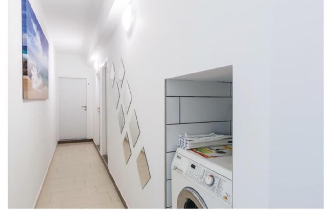 Apartment In The Center Of Pula Buitenkant foto