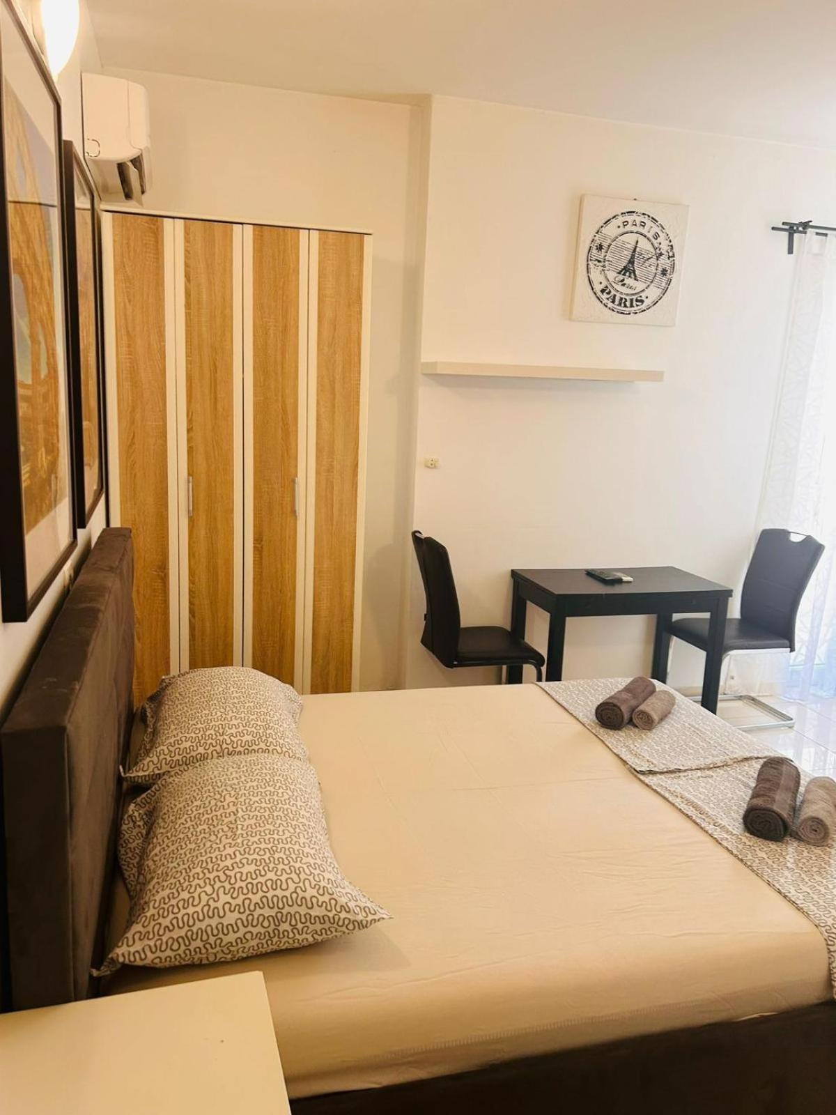 Apartment In The Center Of Pula Buitenkant foto