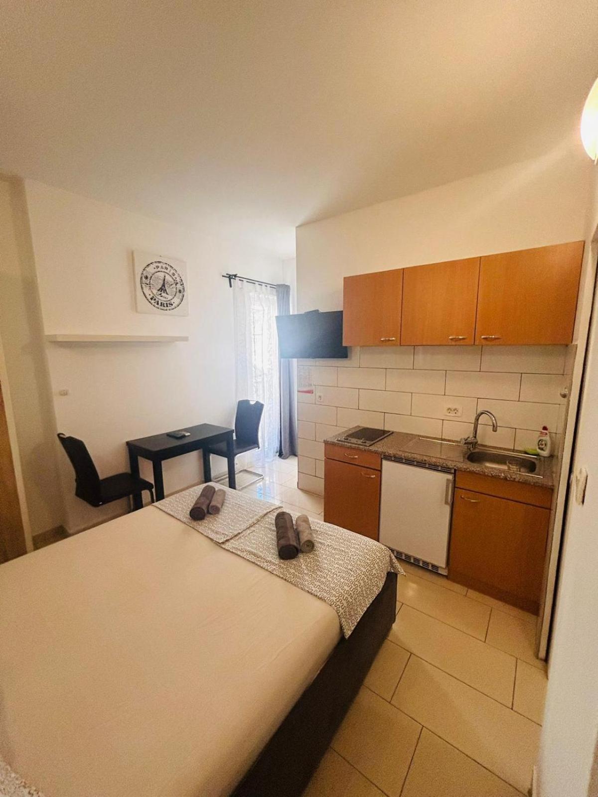 Apartment In The Center Of Pula Buitenkant foto